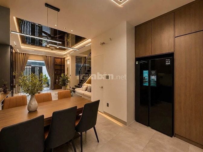 Chính chủ bán nhà đường 3/2 Q.10 - 5,2m x 13m - giá 14,3 tỷ