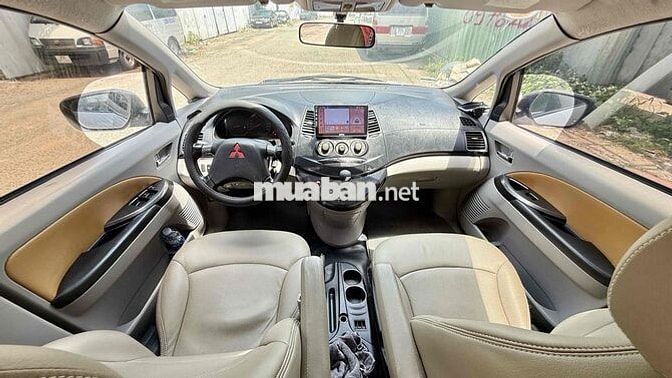 Mitsubishi Grandis 2005 Bạc 150000 km