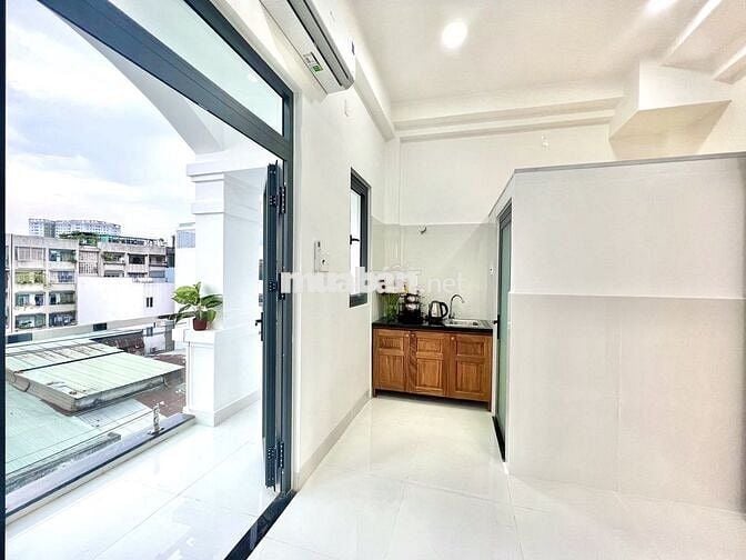Phòng Ban Công Mới Xây Thoáng Gần ĐH Văn Hiến