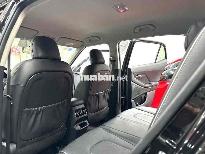 Hyundai Creta Cao cấp 2023 Đen 28.000 km