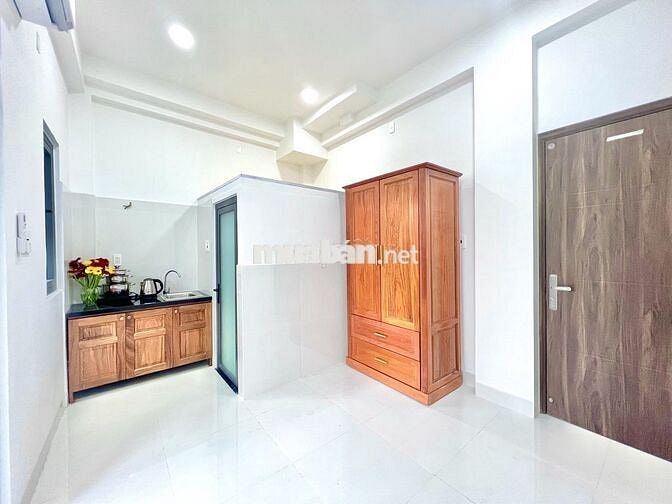 Phòng Ban Công Mới Xây Thoáng Gần ĐH Văn Hiến