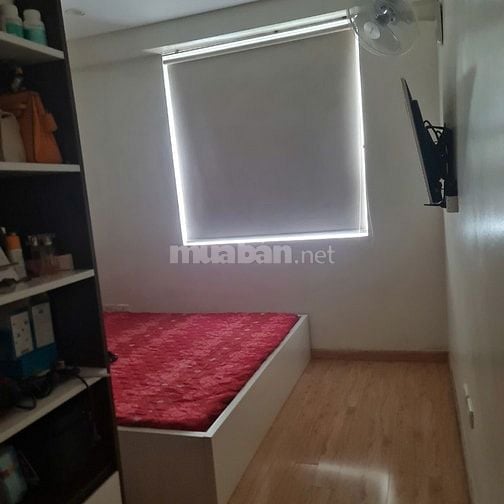 Cần bán căn hộ chung cư phố Vip Thanh Xuân, tầng trung 2 lô gia, 69m2,