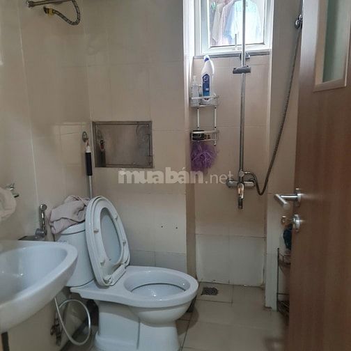 Cần bán căn hộ chung cư phố Vip Thanh Xuân, tầng trung 2 lô gia, 69m2,