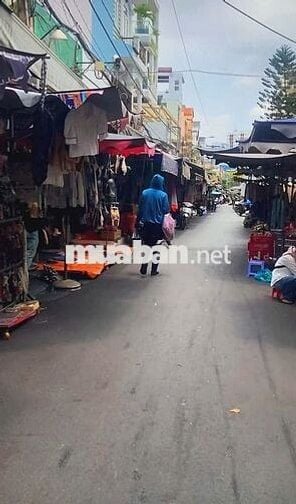 Nhà 1 lầu MT chợ lạc quang DT 4,7 x 22m giá 8,2 tỷ TL