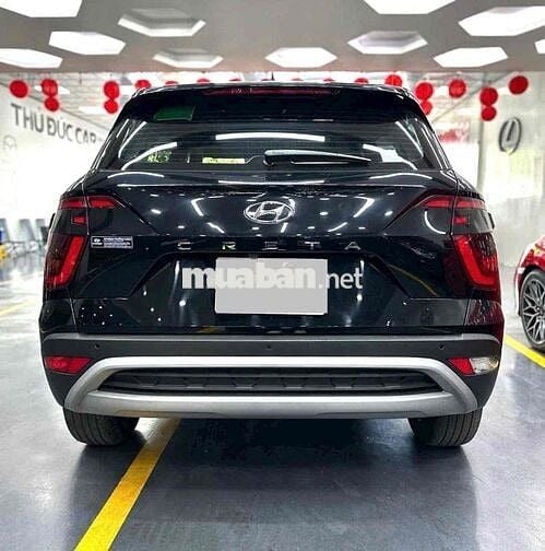 Hyundai Creta Cao cấp 2023 Đen 28.000 km