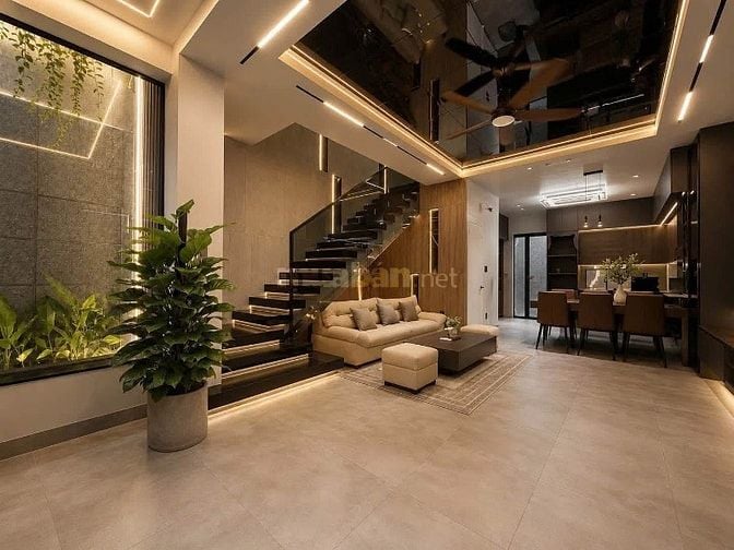 Chính chủ bán nhà đường 3/2 Q.10 - 5,2m x 13m - giá 14,3 tỷ