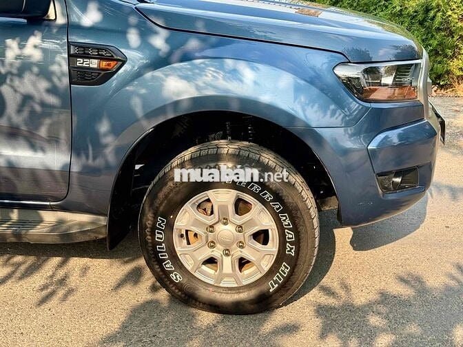 Ford Ranger XLS 2017 Số sàn Xám xanh