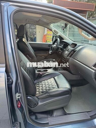Ford Ranger XLS 2017 Số sàn Xám xanh