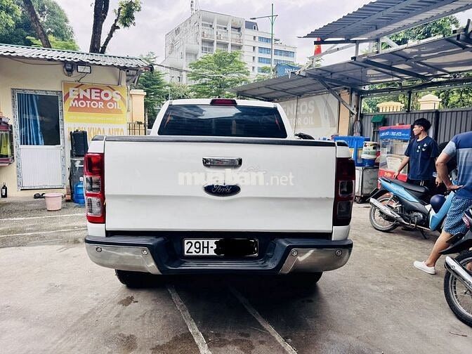 Ford Ranger trang 2019 XLT2.2 AT