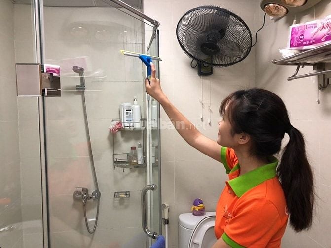 Tuyển 6 Công Nhân Dọn Dẹp Lương 11–18Tr