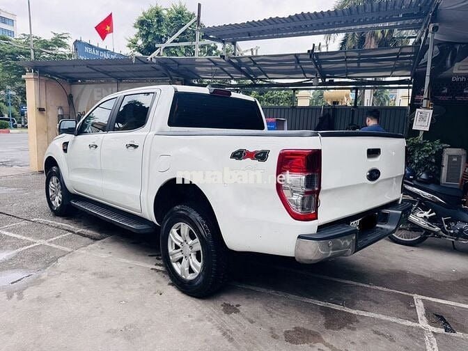Ford Ranger trang 2019 XLT2.2 AT