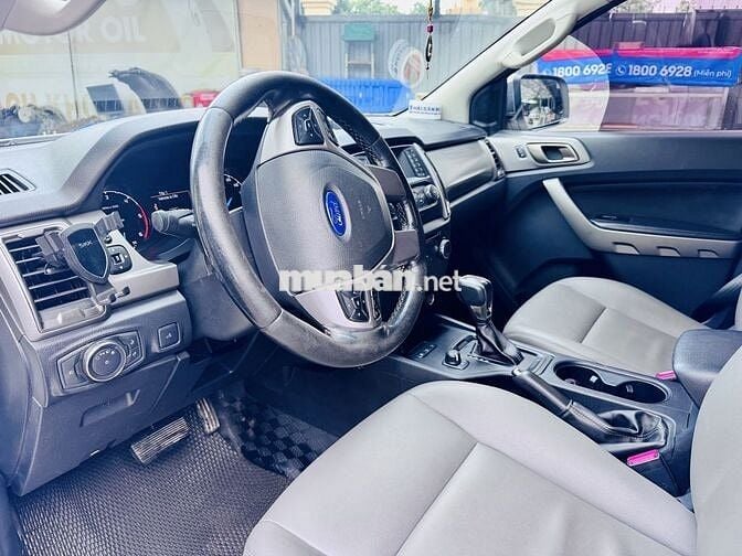Ford Ranger trang 2019 XLT2.2 AT