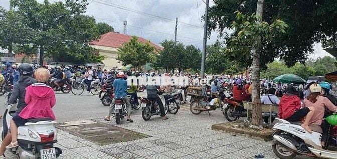 chính chủ cần bán lô đất  mặt tiền