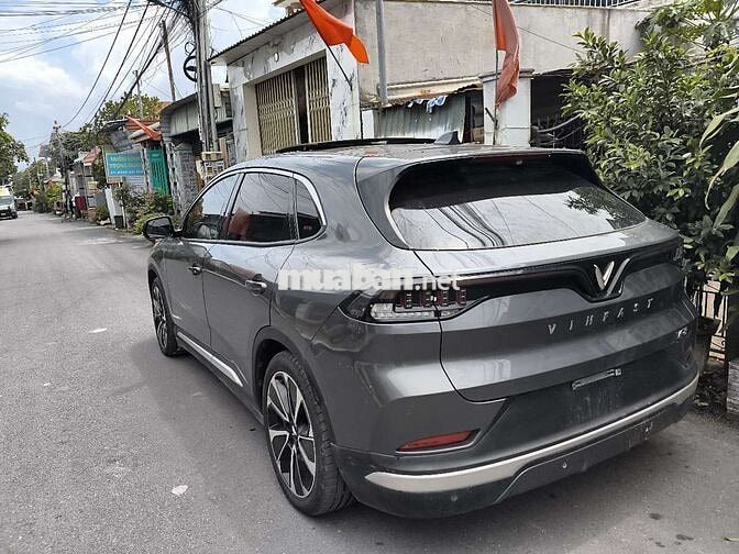 VinFast VF8 Plus 2023 Xám 54000 km