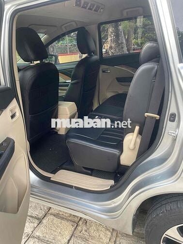 Mitsubishi Xpander Bạc 7 chỗ