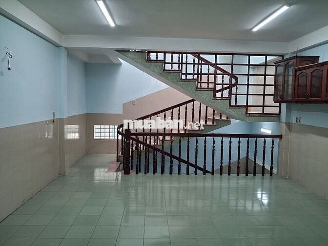 Cho thuê nhà mặt tiền - văn phòng, spa, & nhà ở - mới sơn sửa đẹp