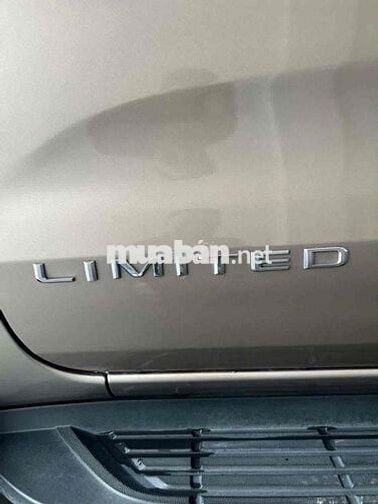 Ford Ranger Limited Vàng cát 10 vạn