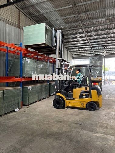 Tuyển tài xế xe nâng ván mdf tại cổng 11 Biên Hòa