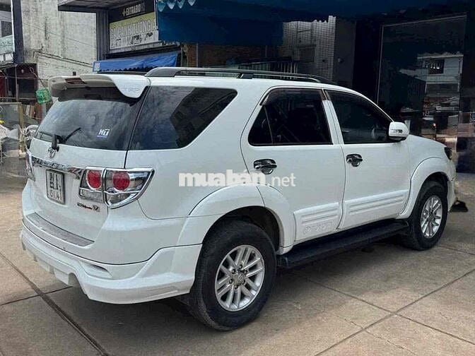 Fortuner Sportivo 2.7V AT 2014 Trắng 95.000 km