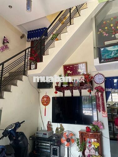 Cho thuê nhà Nguyên căn Trần Thị Vững, T+1L, giá 8tr/ tháng