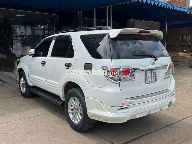 Fortuner Sportivo 2.7V AT 2014 Trắng 95.000 km