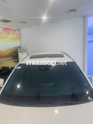 Mazda CX-8 Premium 2026 Trắng 7 chỗ