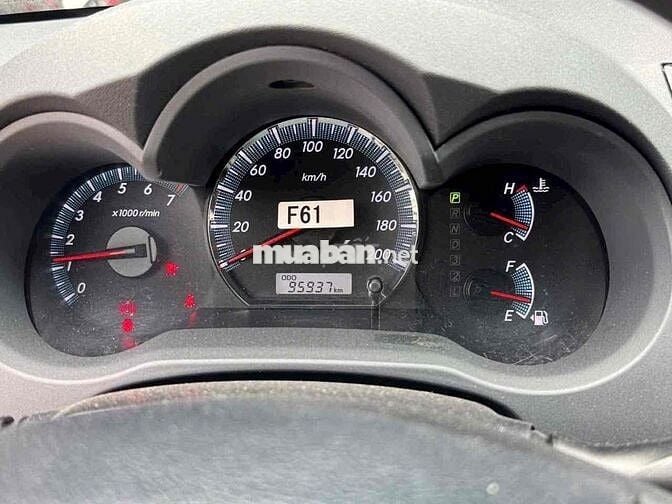 Fortuner Sportivo 2.7V AT 2014 Trắng 95.000 km