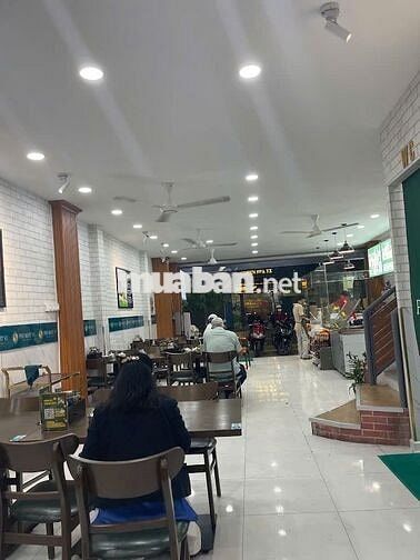 CHO THUÊ MẶT BẰNG NGANG 8M GIÁ THUÊ CHỈ 55TR ĐƯỜNG CÁCH MẠNG THÁNG 8