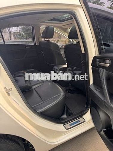 Mazda Mazda 3 1.6AT 2010 Trắng 130.000km