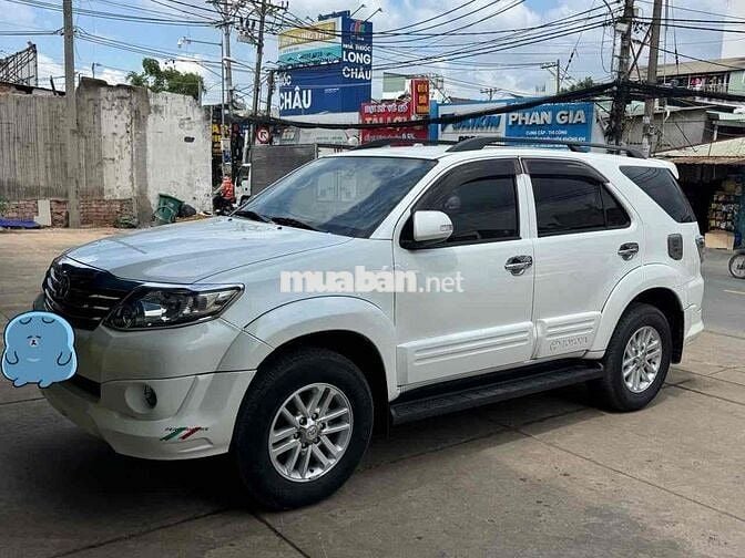 Toyota Fortuner Xăng 2014 Số tự động 7 chỗ