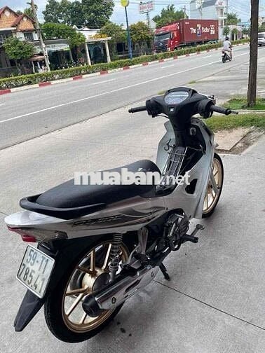 Honda Wave Blade 2015 Trắng 24000 km