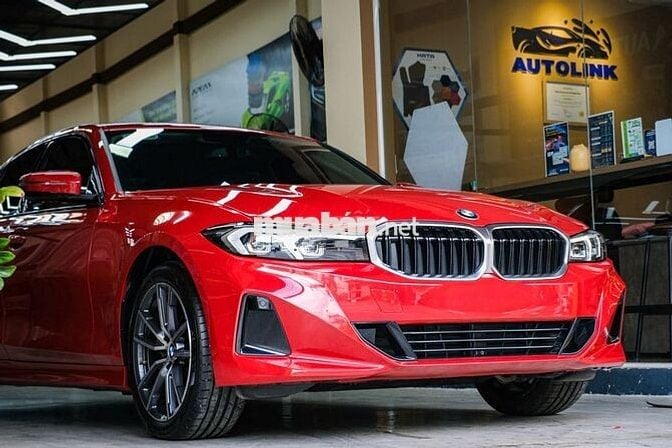 BMW 320i Sportline 2025 Đỏ 9000 km
