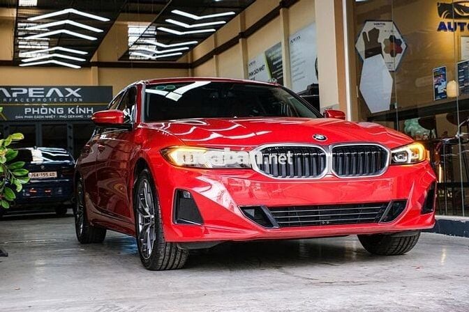 BMW 320i Sportline 2025 Đỏ 9000 km