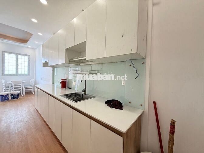 Chung cư Lạc Long Quân, Q.11 - 2pn 2wc , nội thất đẹp chỉ 2ty450 