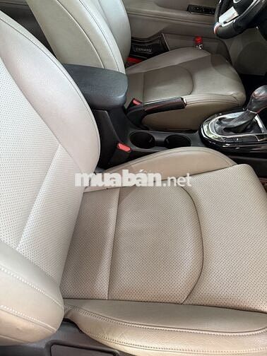 Kia Cerato Luxury 2019 Tự động Đỏ