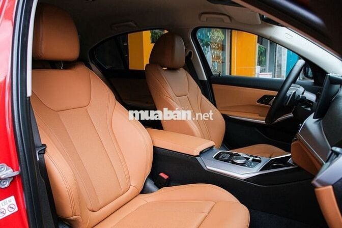 BMW 320i Sportline 2025 Đỏ 9000 km