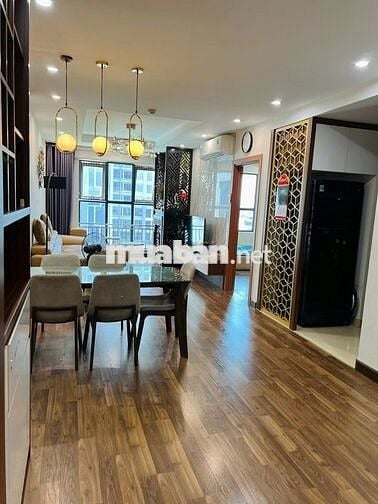 Chính chủ cần bán gấp căn hộ 2PN Goldmark City 136 Hồ Tùng Mậu