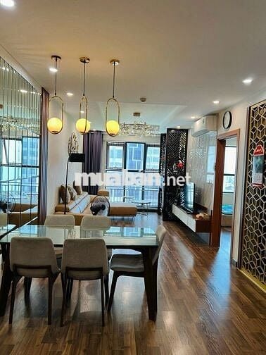 Chính chủ cần bán gấp căn hộ 2PN Goldmark City 136 Hồ Tùng Mậu