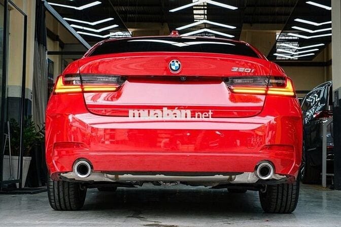 BMW 320i Sportline 2025 Đỏ 9000 km