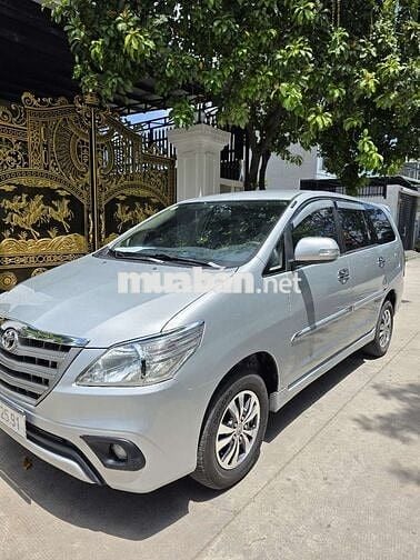 Mình chính chủ cần bán xe Innova 2016