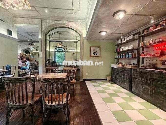 Biệt Thự Hẻm Xe Hơi - Hoàng Sa - 2 Mặt Hẻm, Quận 1