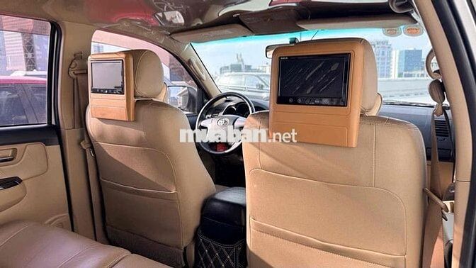 Toyota Fortuner Sportivo 2.7V AT 2014 Trắng