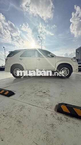 Toyota Fortuner Sportivo 2.7V AT 2014 Trắng