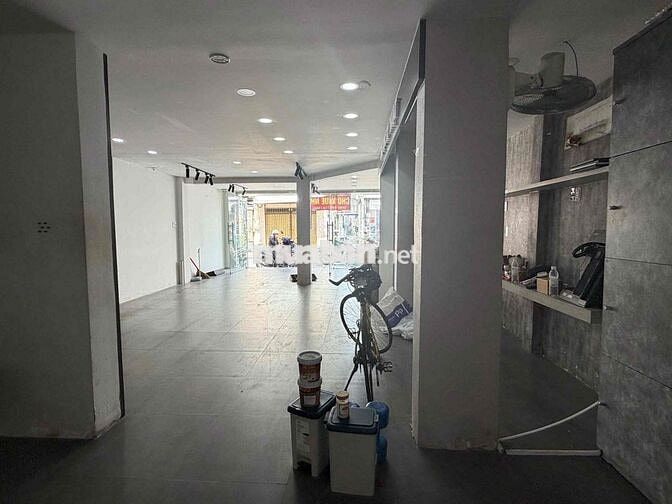 CHO THUÊ NHÀ MẶT TIỀN ĐƯỜNG SỐ 18 P8 GÒ VẤP GẦN CV LÀNG HOA