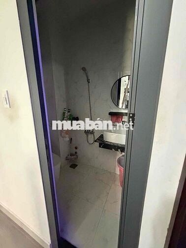 CHO THUÊ NHÀ MẶT TIỀN ĐƯỜNG SỐ 18 P8 GÒ VẤP GẦN CV LÀNG HOA