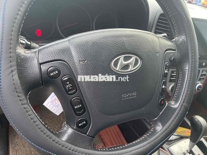 Hyundai Santa Fe Tự động màu Đen