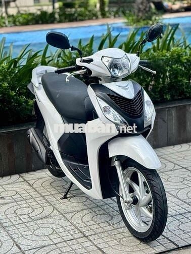 Vision 2017 zin êm đẹp keng (nợ xấu 9đ nhận xe)