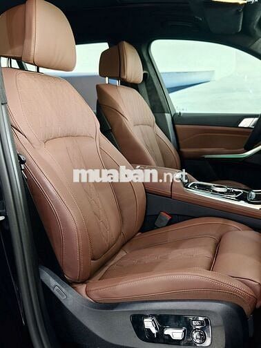 BMW X7 LCI xDrive40i M Sport 2026 Xanh