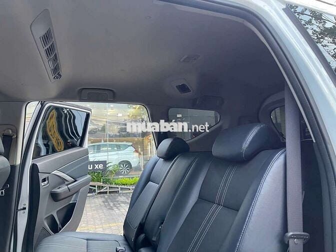 Mitsubishi Xpander Cross 2025 1.5L AT Trắng