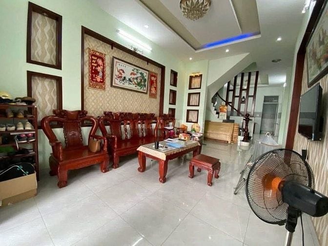 VỢ CHÔNG LY HÔN CẦN BÁN GẤP NHÀ CHIA TÀI SẢN